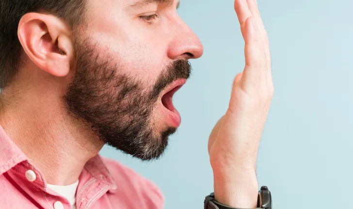 4 easy ways to get rid of bad breath Restore confidence to men again.